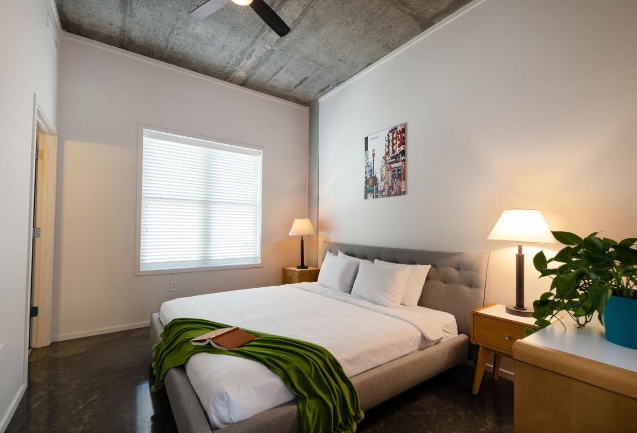 Acklen Flats By Hosteeva Aparthotel แนชวิลล์ ภายนอก รูปภาพ